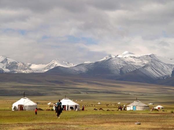 Mongolian Eagle adventure vacation