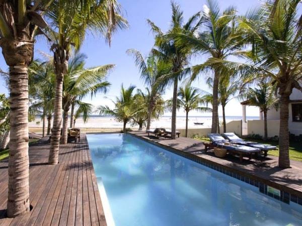 Family luxury safari & beach vacation, South Africa & Mozambique