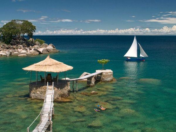 Malawi tailor made holidays