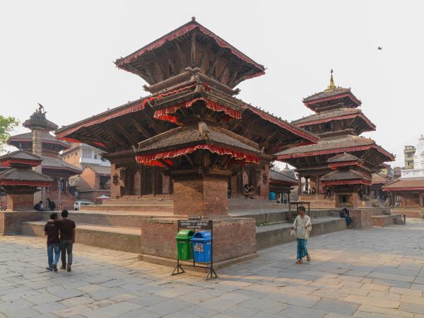 Nepal trek with Chitwan National Park safari