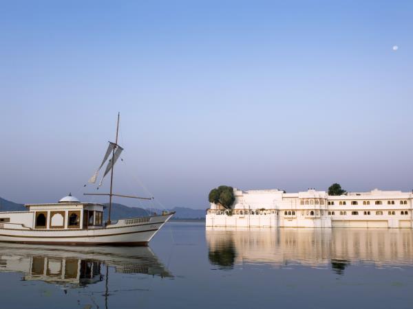 North India luxury tour with Shimla