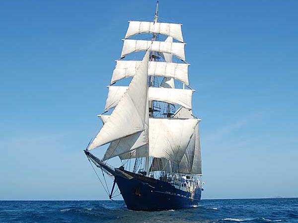Galapagos cruise options, tailor made