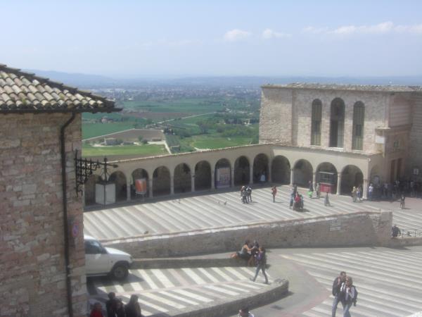 Umbria self guided hiking vacation, Italy