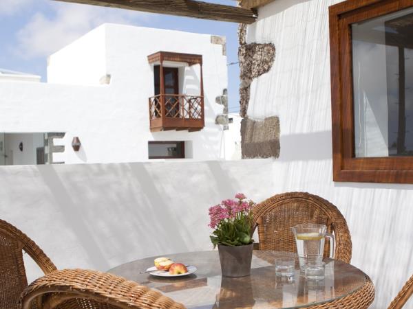 Lanzarote self catering apartments, Canary Islands