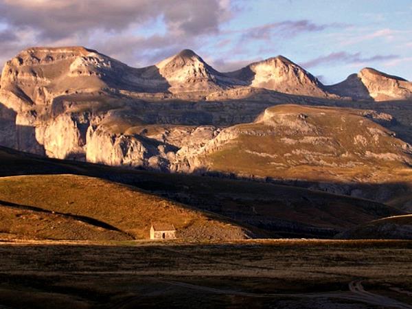 Trail running vacation in Spain, Spanish Pyrenees