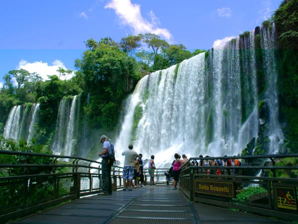 Holiday in Argentina, glaciers, falls & tango