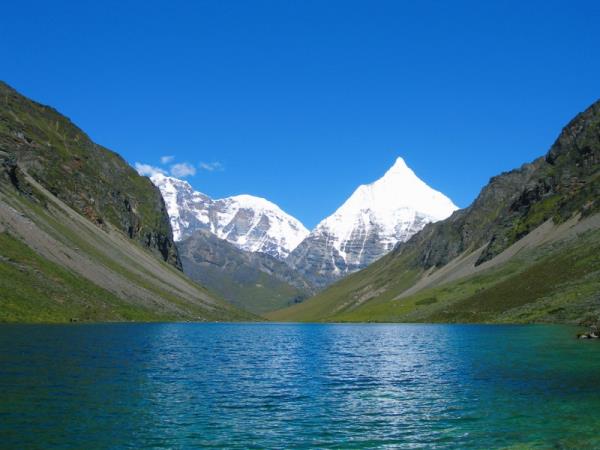 Bhutan cultural vacation
