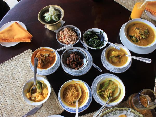 Complete tour of Sri Lanka, tailor made