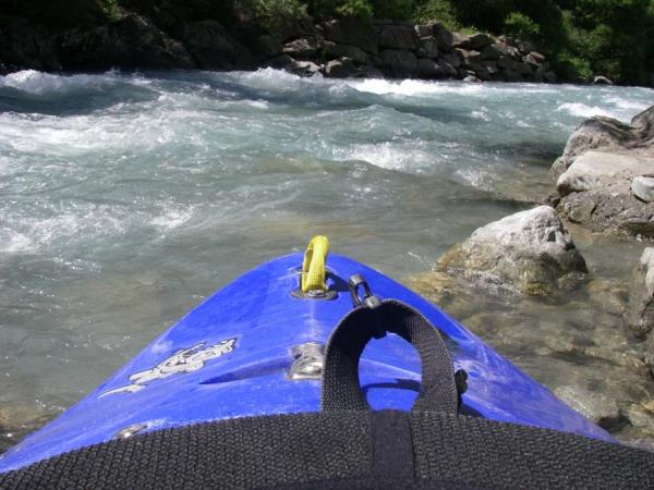 Kayaking vacations in the French Alps