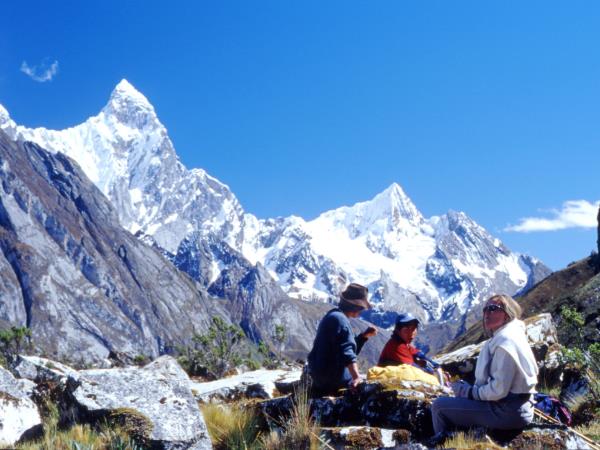 Cordillera Huayhuash trekking vacation