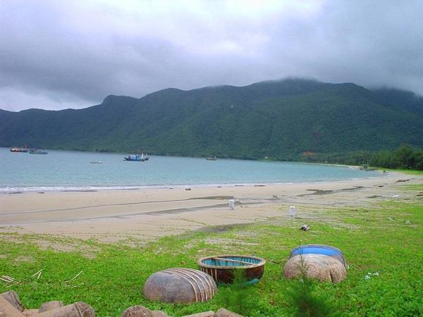 Vietnam culture and beach holiday
