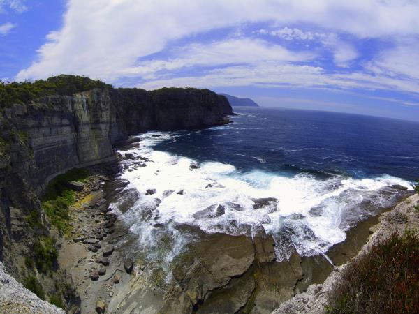 Tasmania coastal walking vacation, Australia
