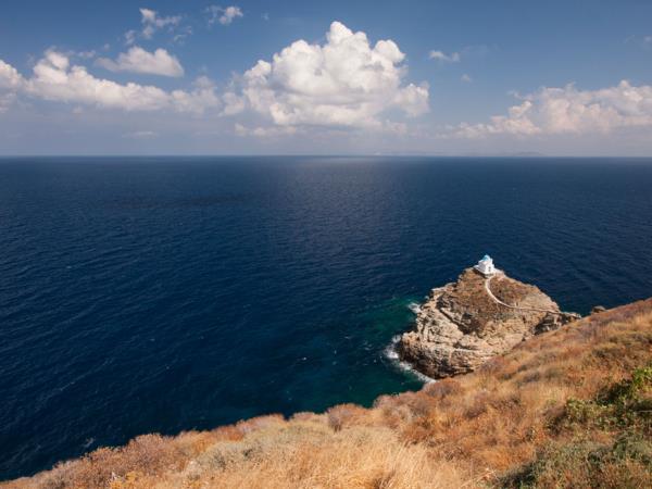 Hiking vacation in the West Cyclades, Greece