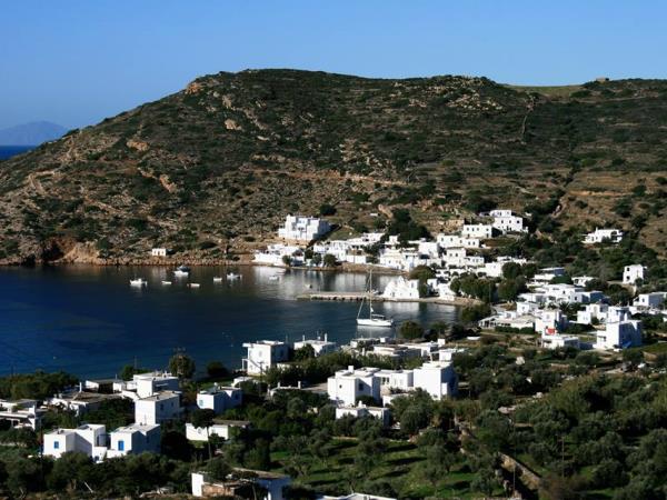 Hiking vacation in the West Cyclades, Greece