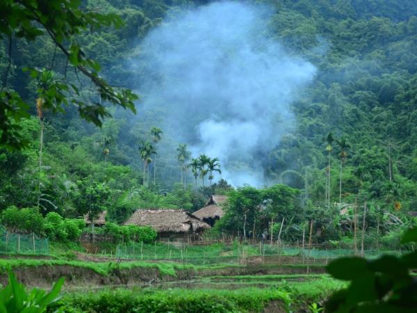 Vietnam hill tribe villages trekking vacation