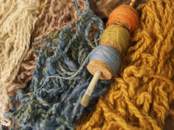 Scotland traditional crafts vacation, dye to hand spin