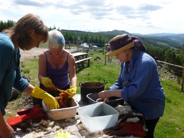 Scotland craft weekends, felt making & natural dyeing