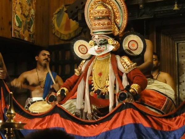 Kerala walking, culture & wildlife vacation, India