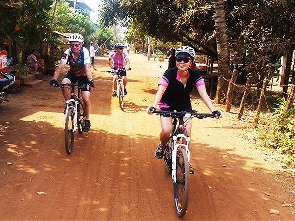 Cambodia cycling vacations