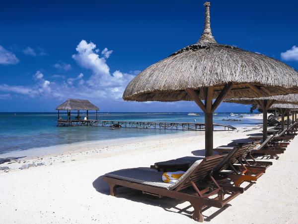 Luxury game reserve in South Africa & Oberoi beach resort, Mauritius