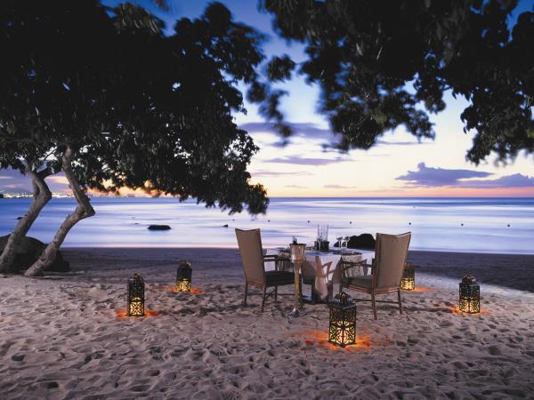 Luxury game reserve in South Africa & Oberoi beach resort, Mauritius