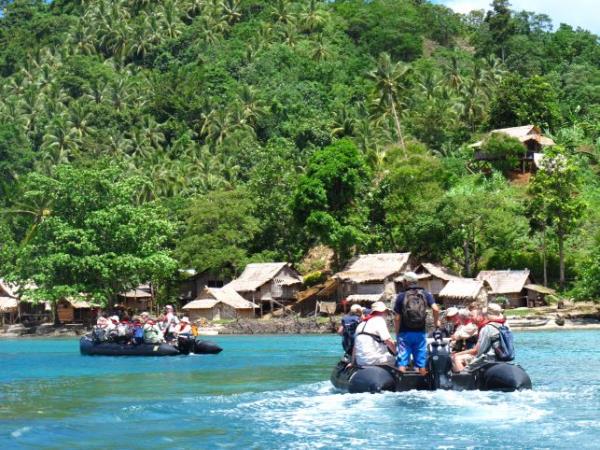 Melanesia birdwatching vacation