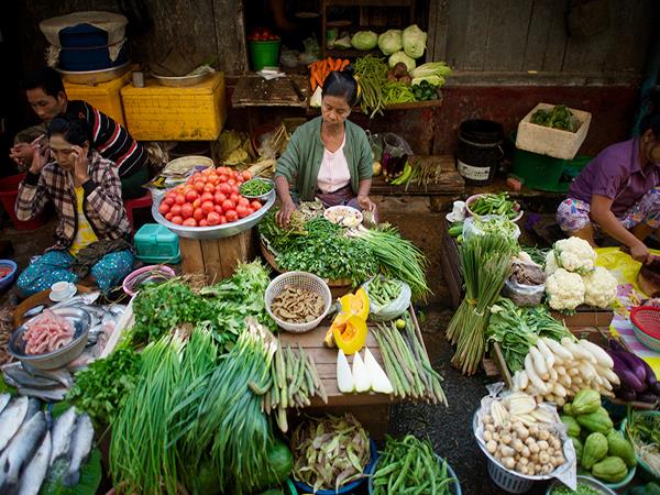 Burma vacation, off the beaten track