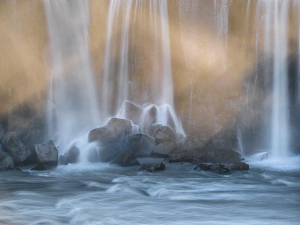 Northern Lights photography tour, waterfalls & landscapes in Iceland