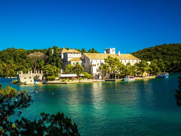 Split to Dubrovnik Luxury cruise, Croatia