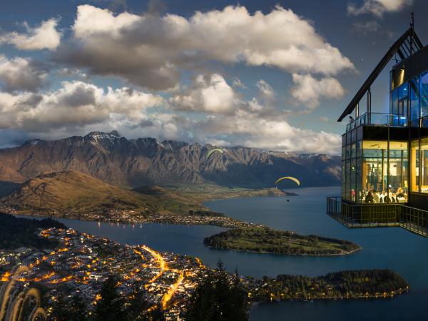 New Zealand small group tour, 23 days