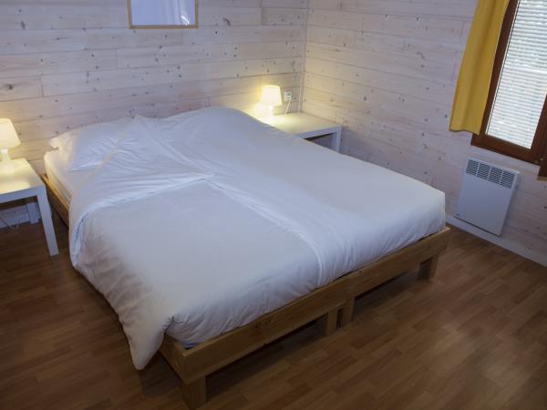 Dordogne rural self catering chalets, France