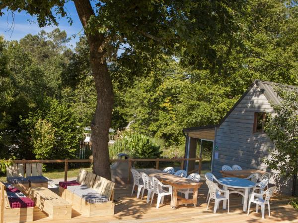 Dordogne rural self catering chalets, France