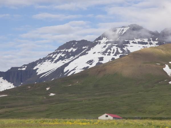 Iceland hiking vacation, East fjords