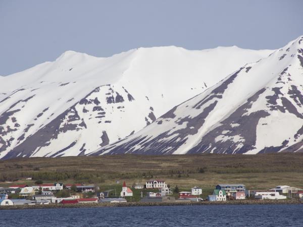 Wellbeing vacation in North Iceland