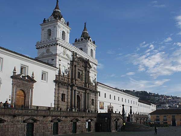 Ecuador tours, Andes and the Amazon