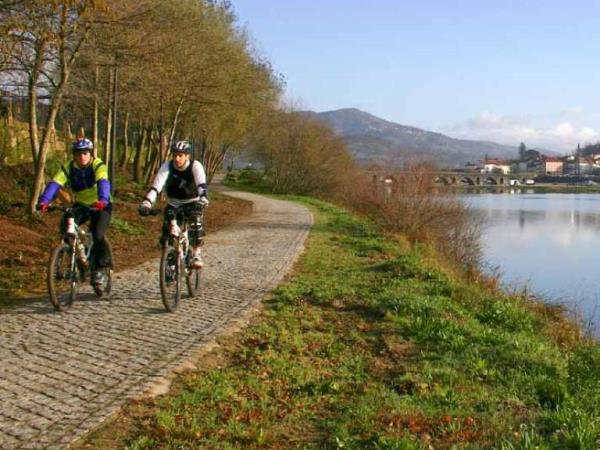 Family biking vacation in Portugal, 5 days