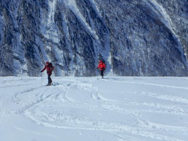 Ski touring vacation in the French Alps