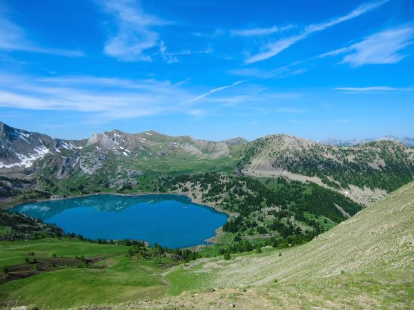 Mercantour hiking vacation in France