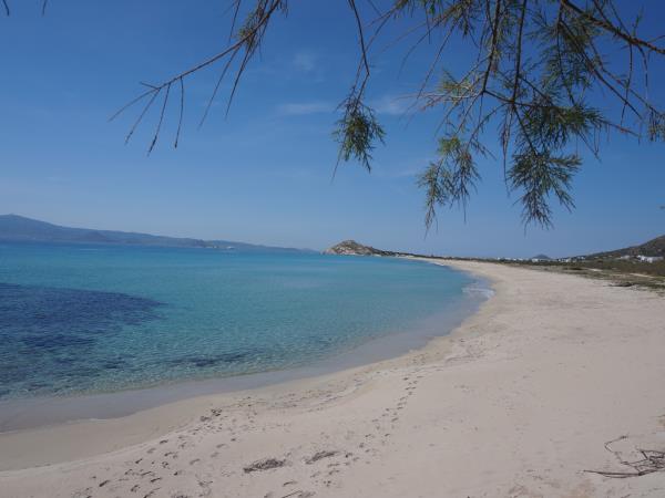 Self guided hiking vacation in Santorini and Naxos, Greece