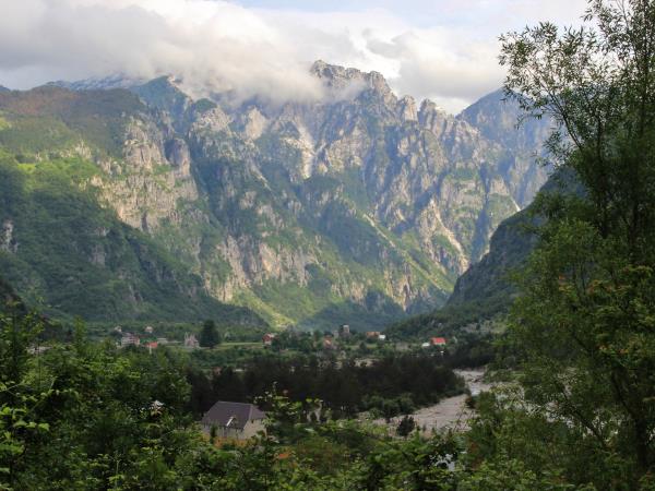 Walking vacation in Montenegro and Albania