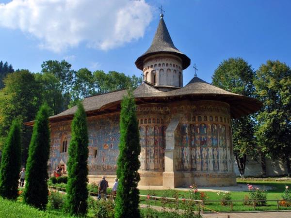 Romania's natural wonders vacation, small group