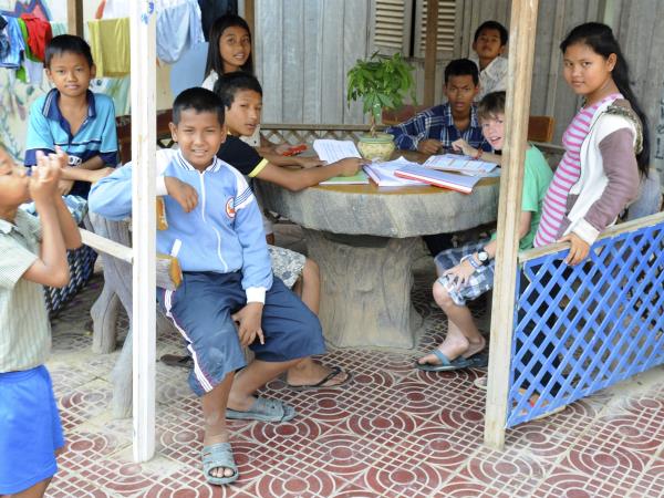 Cambodia community volunteering