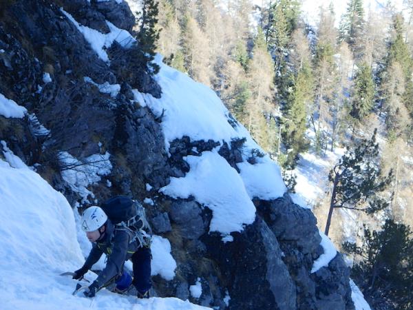 Ice Climbing vacation in the French Alps