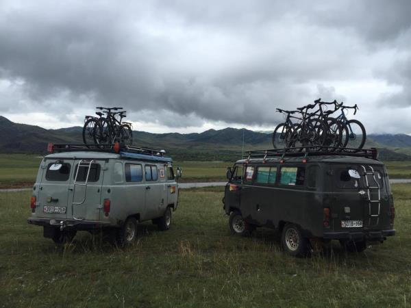 Mountain biking vacation in Mongolia