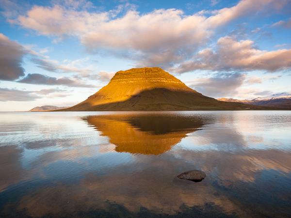 Midnight sun photography holiday in Iceland