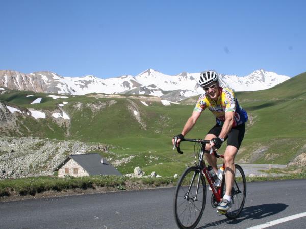 Geneva to Alpe d'Huez biking vacation in the Alps
