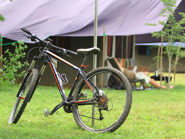 Sri Lanka highlights biking vacation
