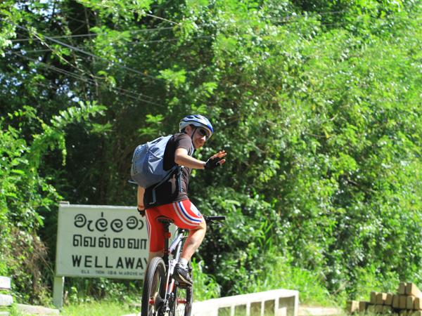 Sri Lanka highlights biking vacation