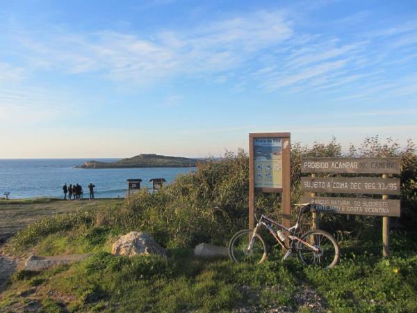 Portugal mountain biking vacation, Alentejo to Algarve