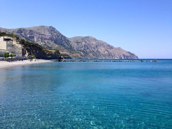 Greece walking vacation with beaches